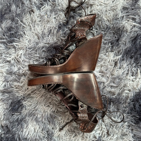 Dolce Vita Wedges - Picture 5 of 5